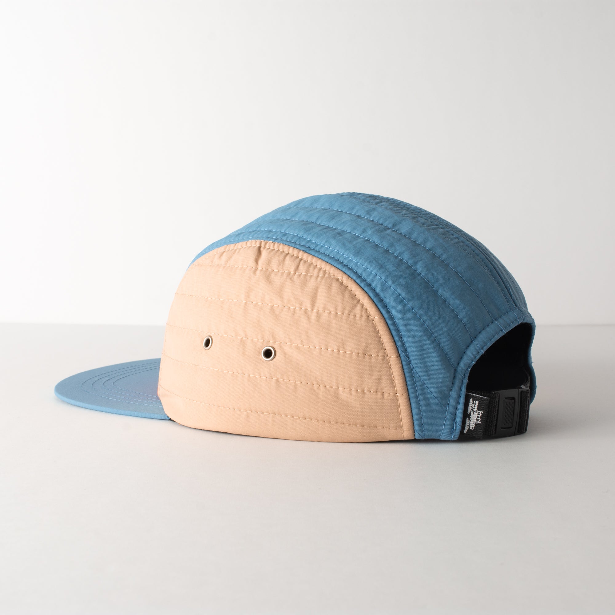 camp puffy Spacecraft